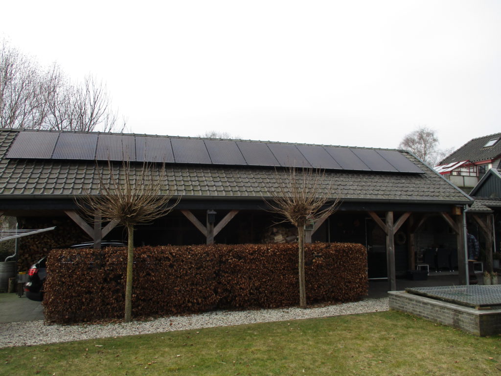 zonnepanelen-op-carport