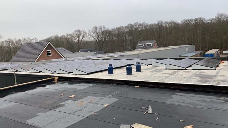 Zonnepanelen in 't Loo - Oldebroek (plat dak)