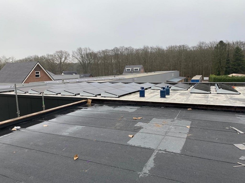 Zonnepanelen in 't Loo - Oldebroek (plat dak)