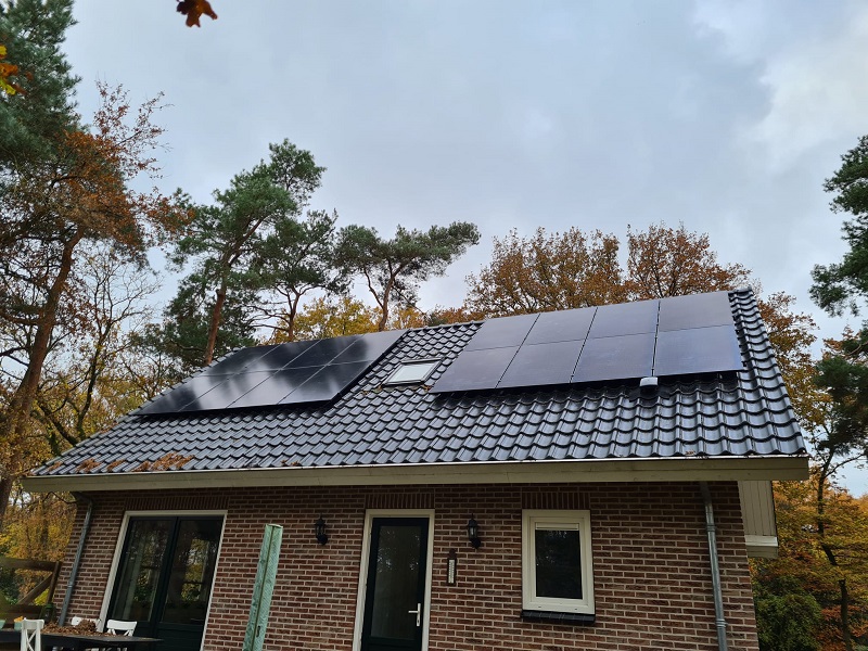Zonnepanelen in Oldebroek (portrait)