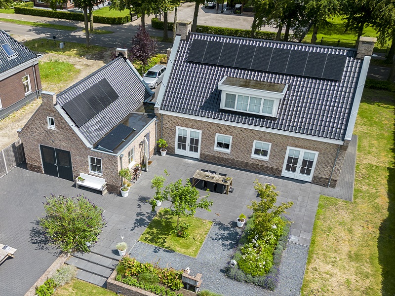 Zonnepanelen Jinko Solar in Oldebroek