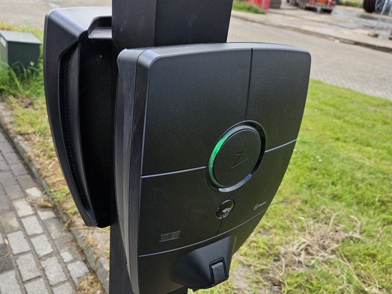 Zaptec Pro palen Emmeloord